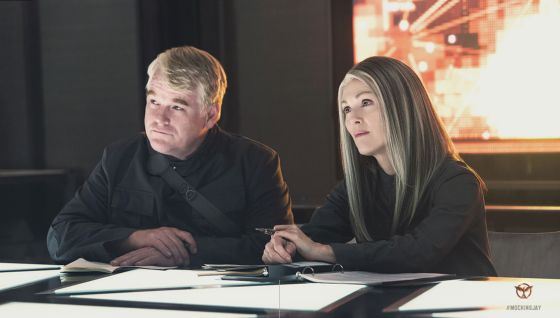 Mockingjay-Part-1-Hoffman